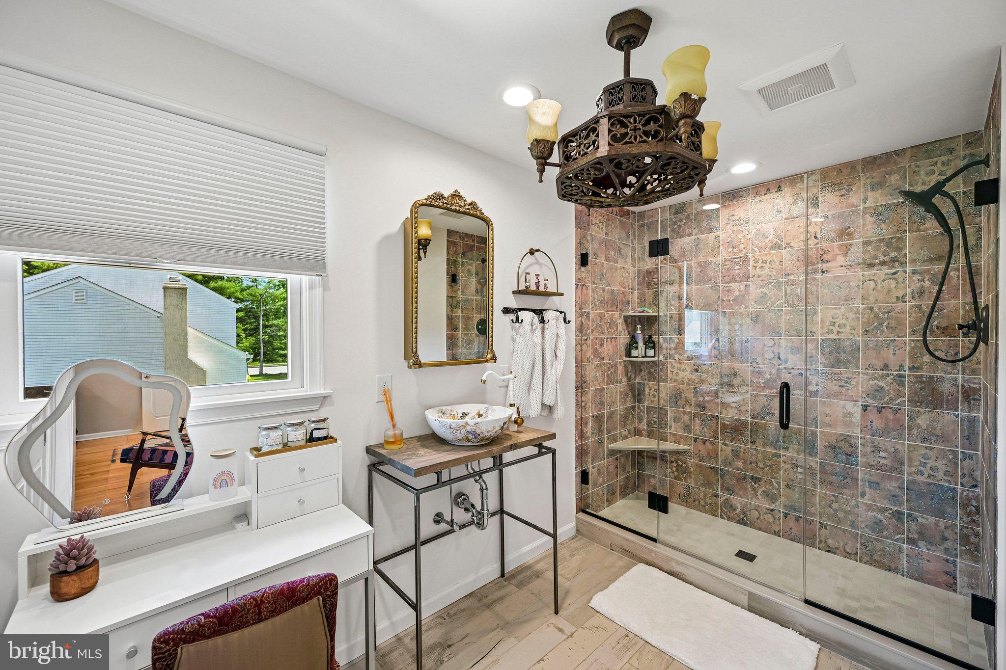 1701 Wellsly Road Dresher, PA 19025 - Photo 26 of 56 Ensuite bath