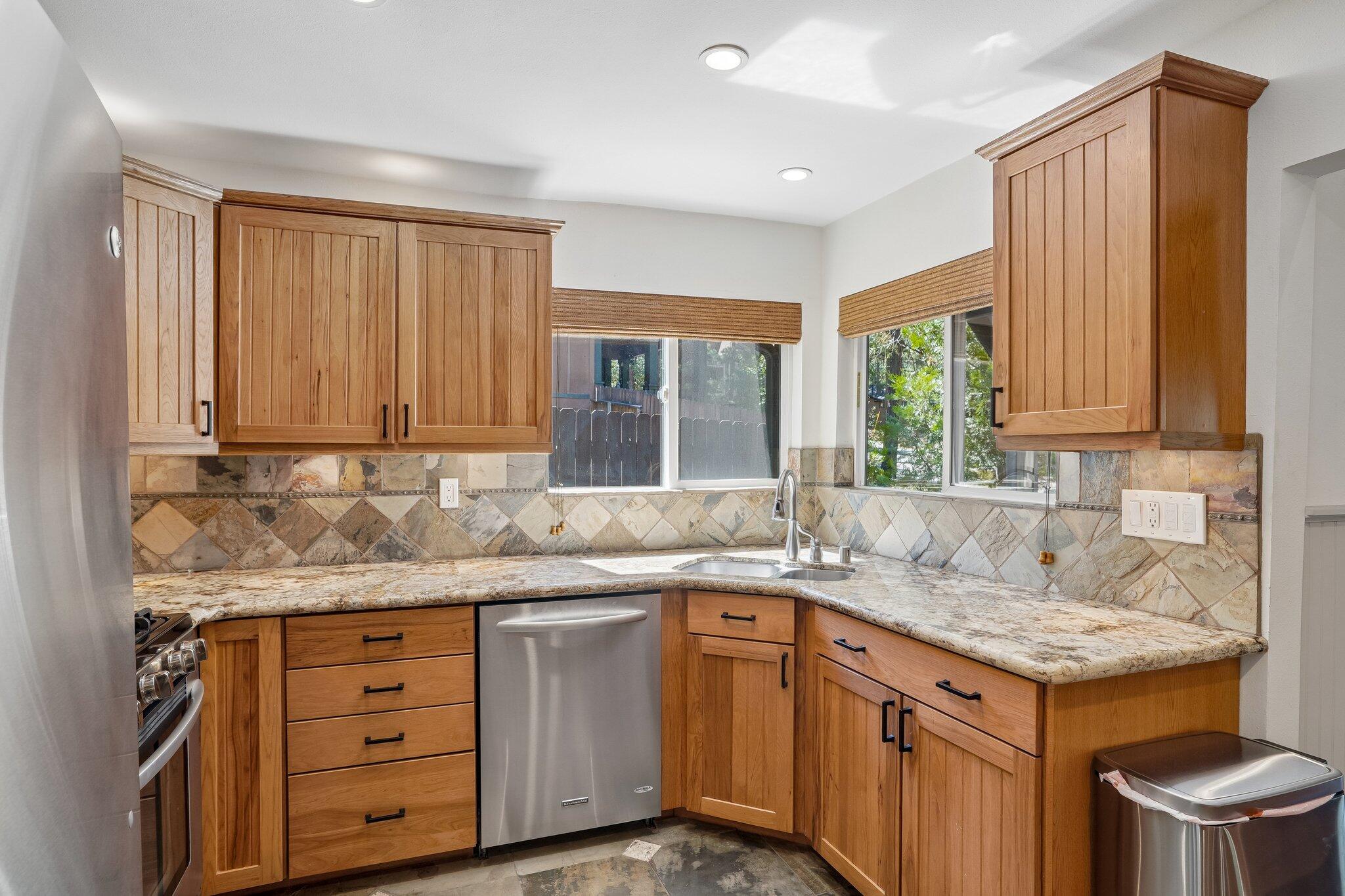 55180 Dickenson Road Idyllwild, CA 92549 - Photo 15 of 41 15-web-or-mls-Dickenson Rd-S0307-019
