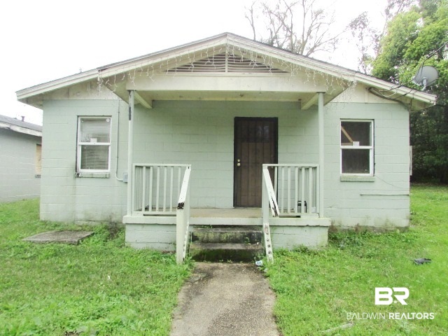 655 Live Oak Street Mobile, AL 36603 - Photo 2 of 5