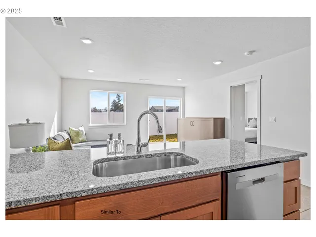 $285,000 | 915 Tinley Street, Stanfield, OR 97875