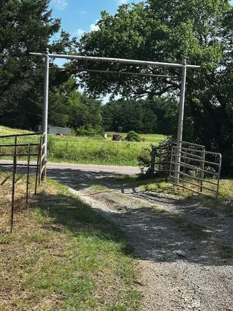 $634,000 | 6294 Dugan Chapel Road, Bells, TX 75414