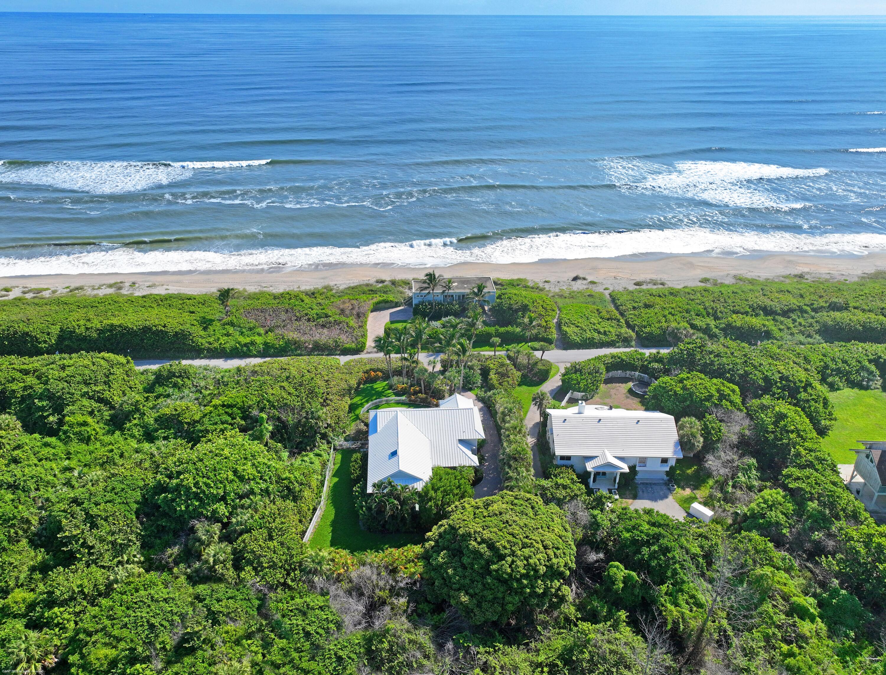 162 North Beach Road Jupiter Island, FL 33455 - Photo 13 of 73 162 North Beach Rd 011