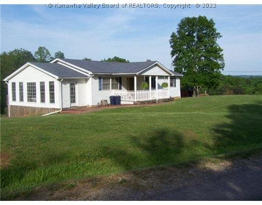 659 Fairview Road Gay, WV 25244 - Photo 2 of 16 Exterior Front.