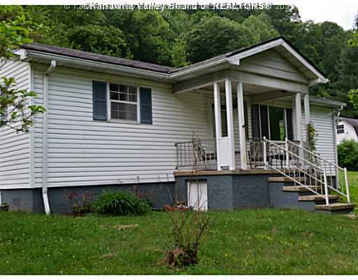 4053 Heizer Creek Road Poca, WV 25159 - Photo 12 of 16 Exterior Front.