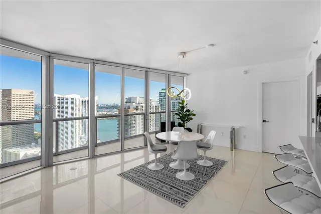 $5,500 | 495 Brickell Avenue, Unit 3804, Miami, FL 33131