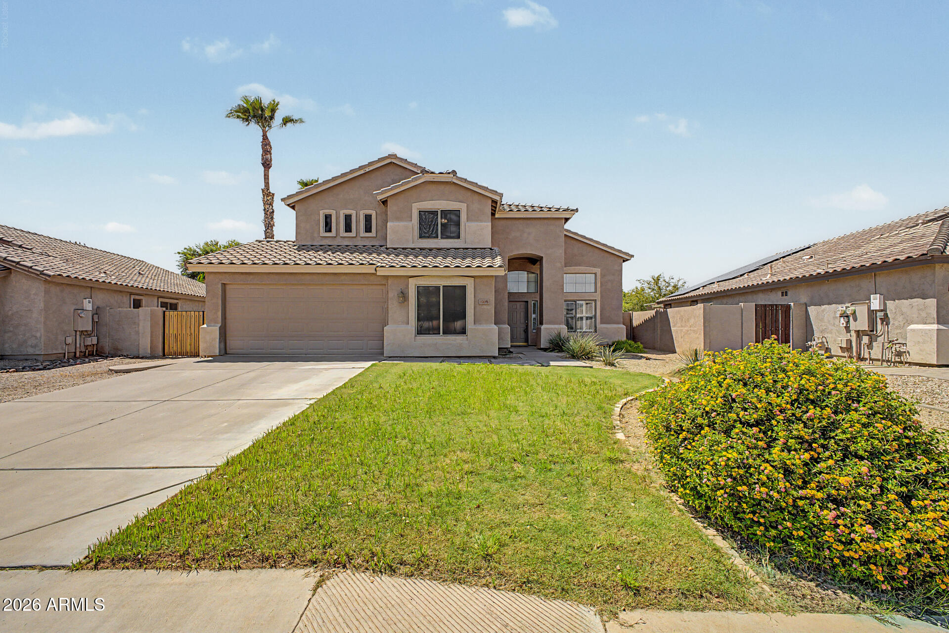 1098 South Roca Street Gilbert, AZ 85296 - Photo 56 of 57 FRONT1_E2W_long