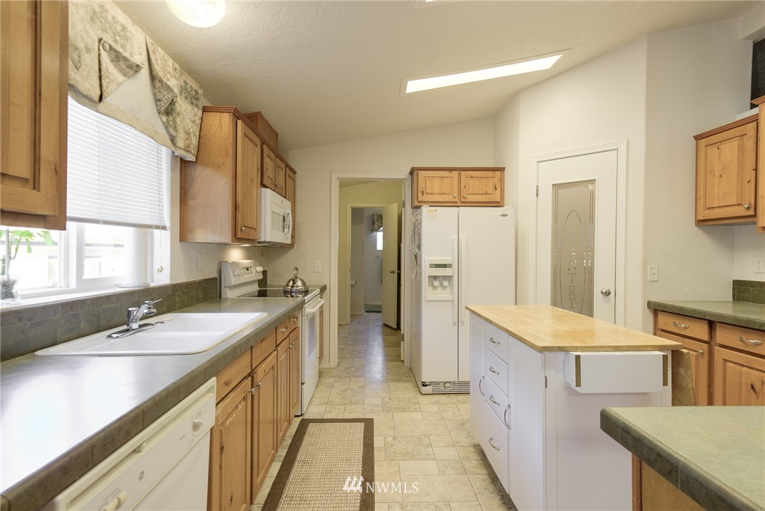 369 Gun Club Road, Unit 105 Woodland, WA 98674 - Photo 10 of 25 Gallery Image 10