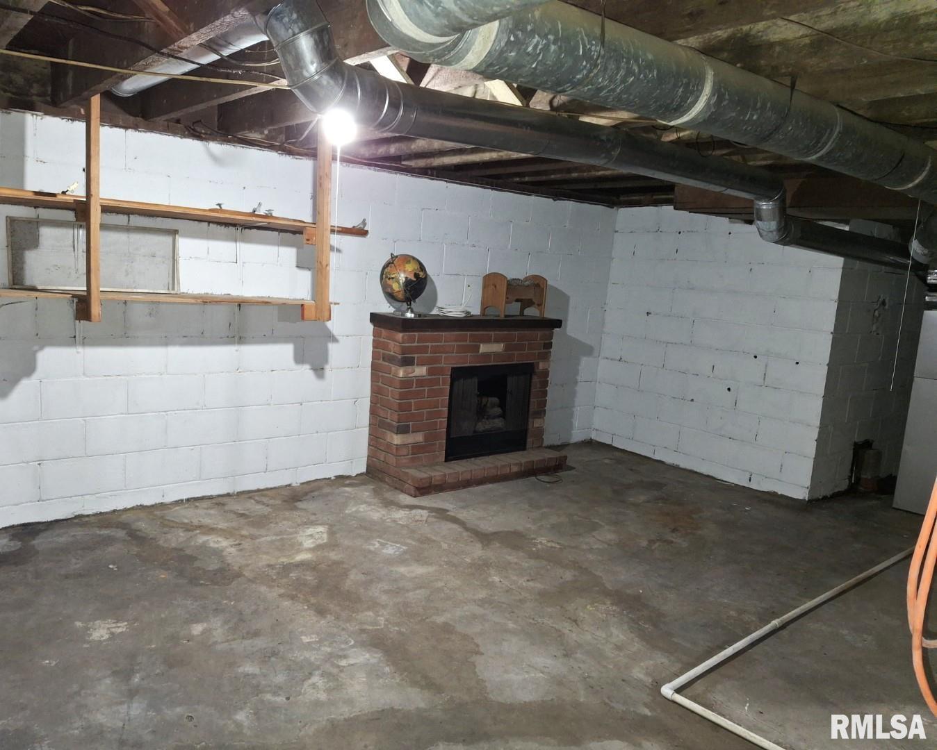 300 4th Street St. David, IL 61563 - Photo 32 of 46