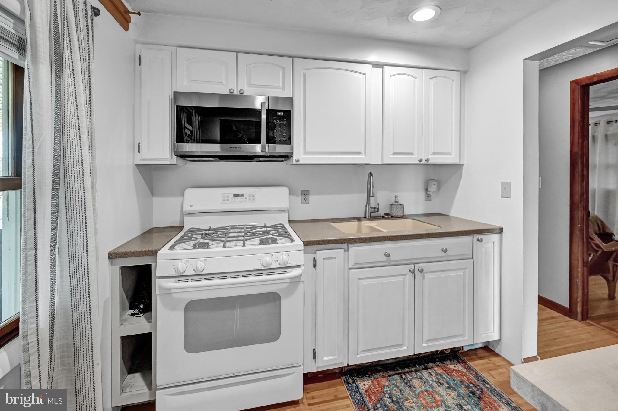 820 Butter Road Dover, PA 17315 - Photo 15 of 37 Gallery Image 15