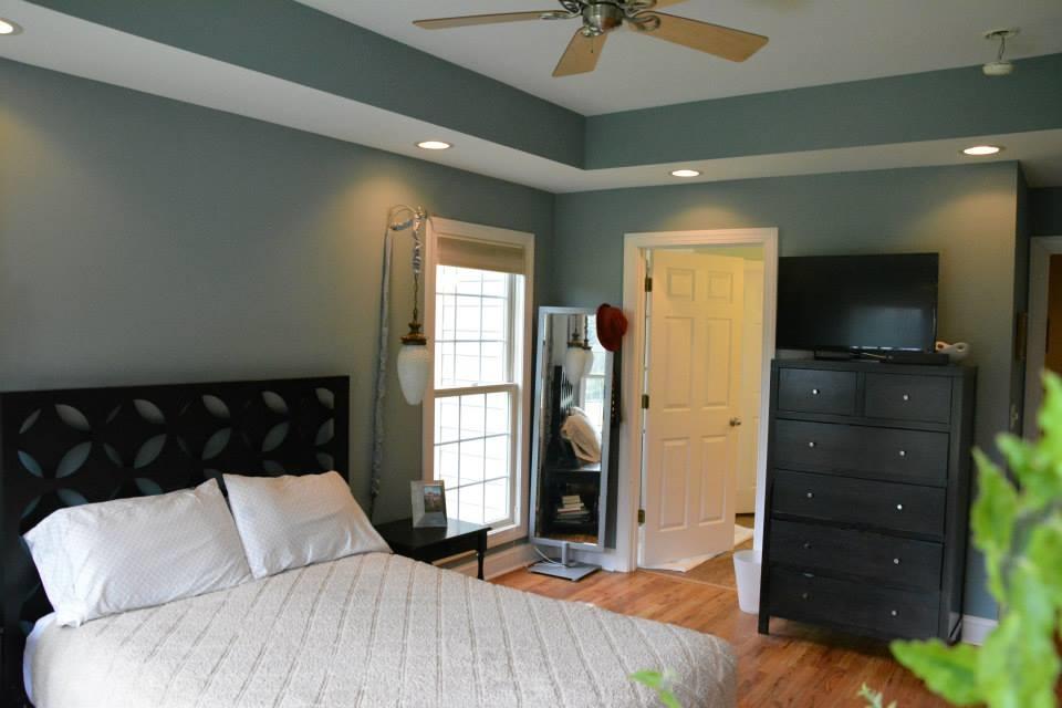 3121 New Ridge Road Elliston, VA 24087 - Photo 17 of 28 a bedroom with a bed and a television