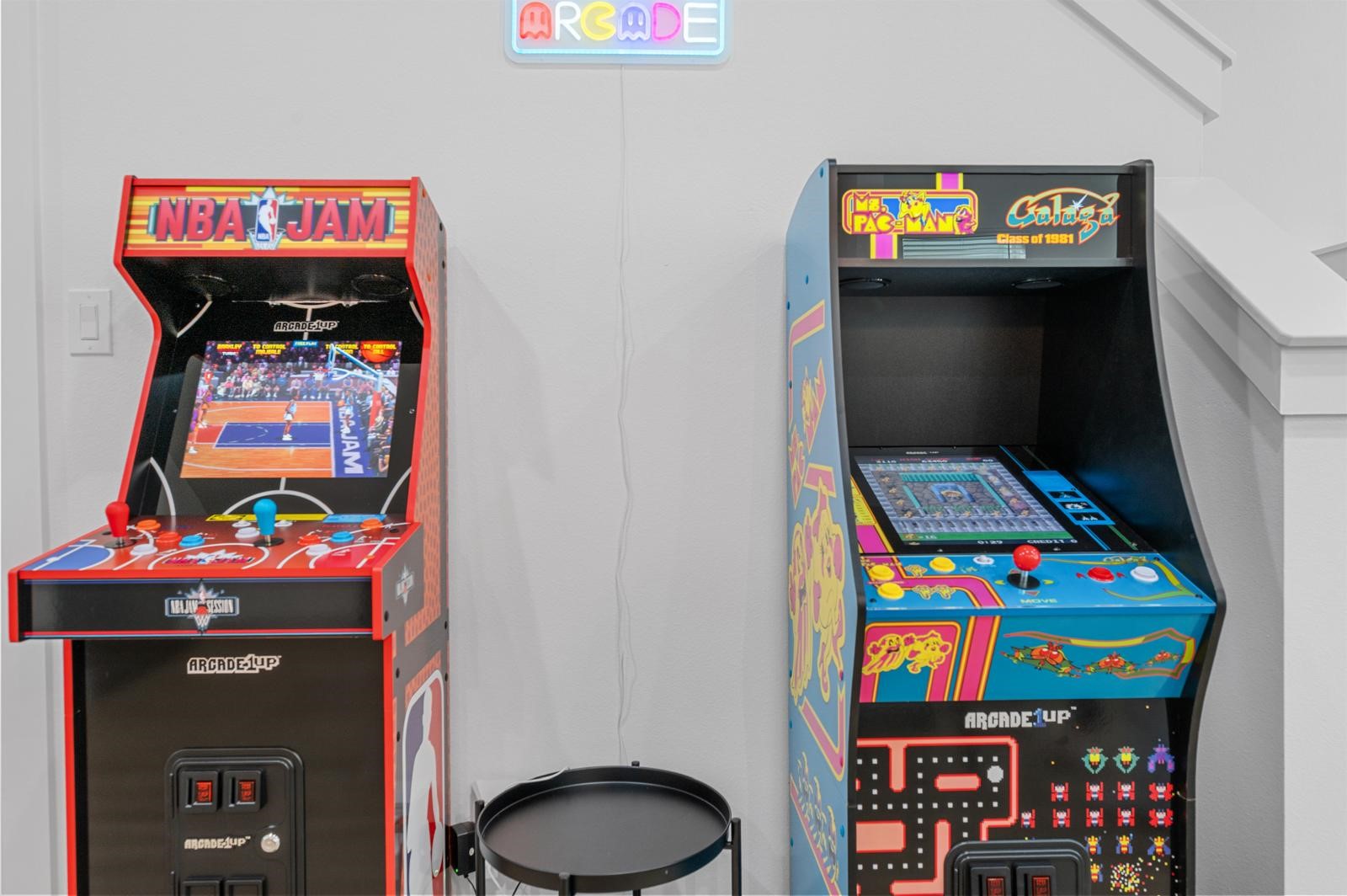 4201 Stassen Street Houston, TX 77051 - Photo 22 of 32 a play room with furniture and toys