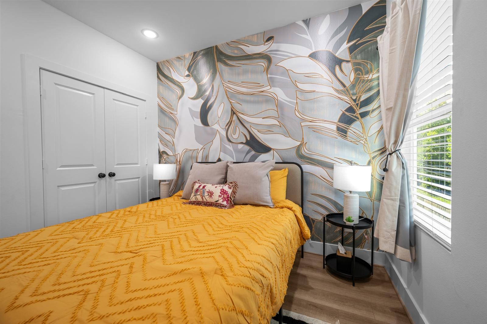 4201 Stassen Street Houston, TX 77051 - Photo 27 of 32 a bedroom with a bed and a window