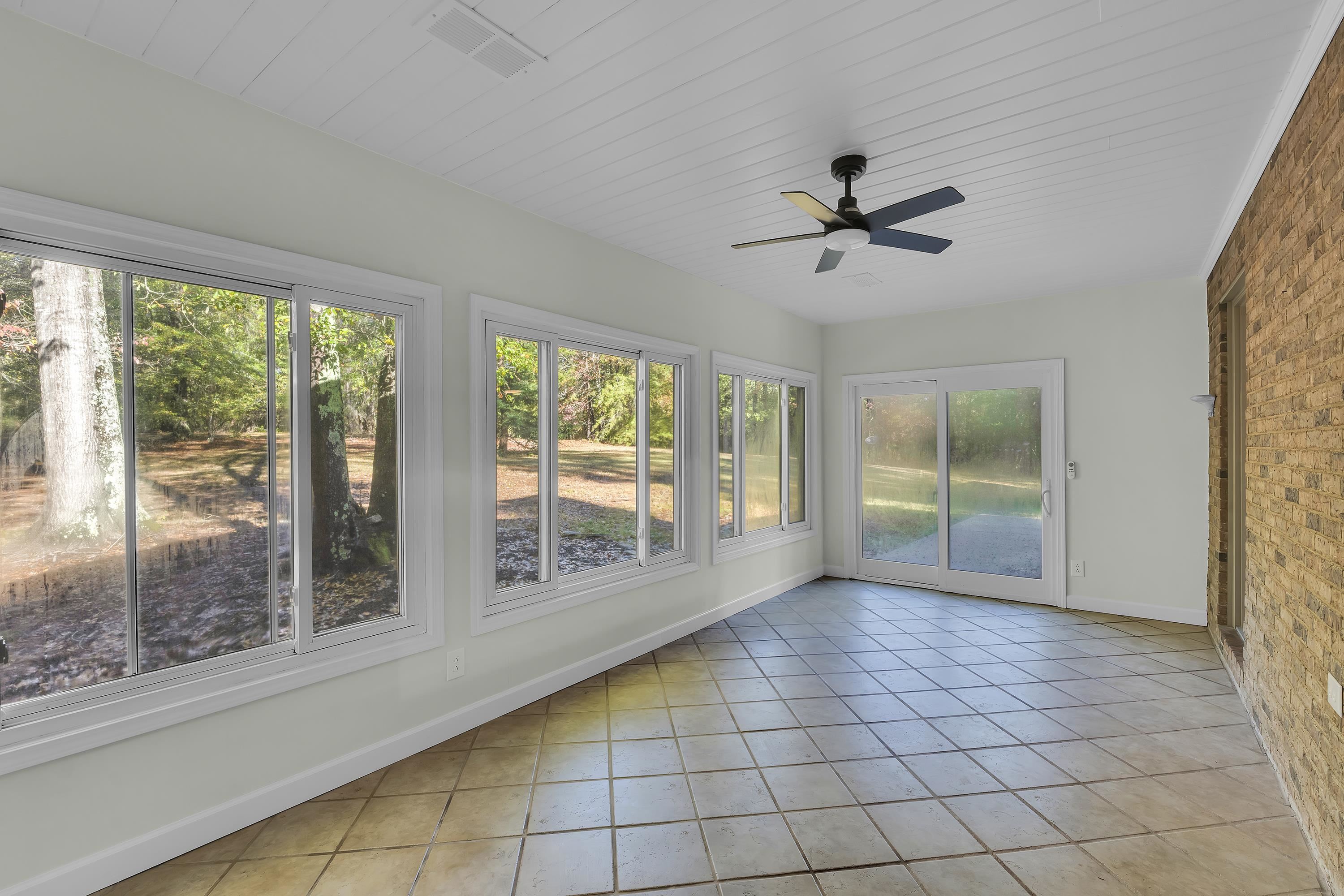 145 Rogers Farm Road Woodruff, SC 29388 - Photo 6 of 44 Gallery Image 6