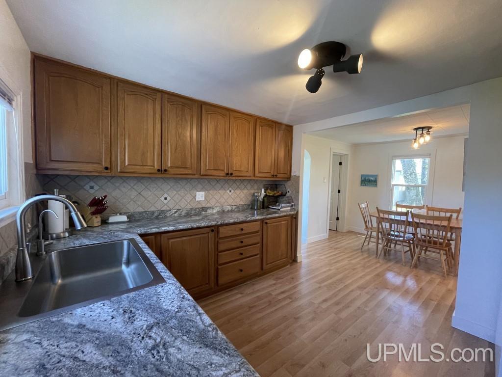 17 Meador Street L'Anse, MI 49946 - Photo 4 of 40