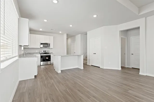 $398,670 | 10021 Freighter Trail, Fort Worth, TX 76131