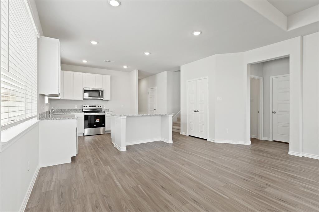 10021 Freighter Trail Fort Worth, TX 76131 - Photo 5 of 23