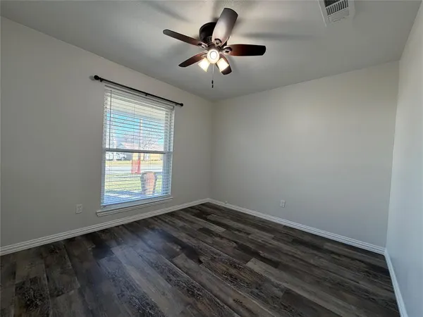 $2,095 | 420 Opal Street, Saginaw, TX 76179