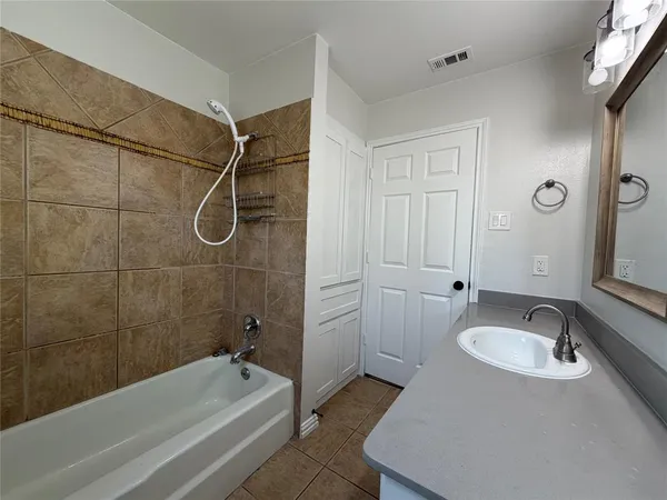 $2,095 | 420 Opal Street, Saginaw, TX 76179