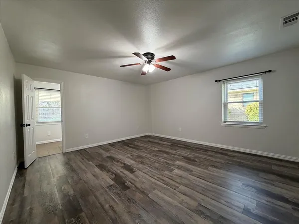 $2,095 | 420 Opal Street, Saginaw, TX 76179