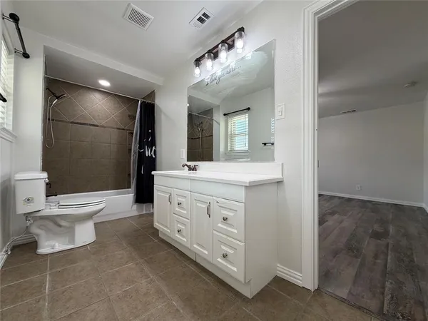 $2,095 | 420 Opal Street, Saginaw, TX 76179