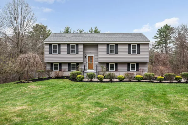 $649,000 | 22 Depot Road, Windham, NH 03087