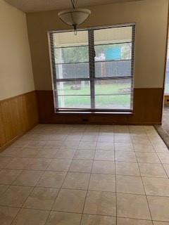 825 Nun Court Abilene, TX 79602 - Photo 4 of 24 a view of an empty room with a window