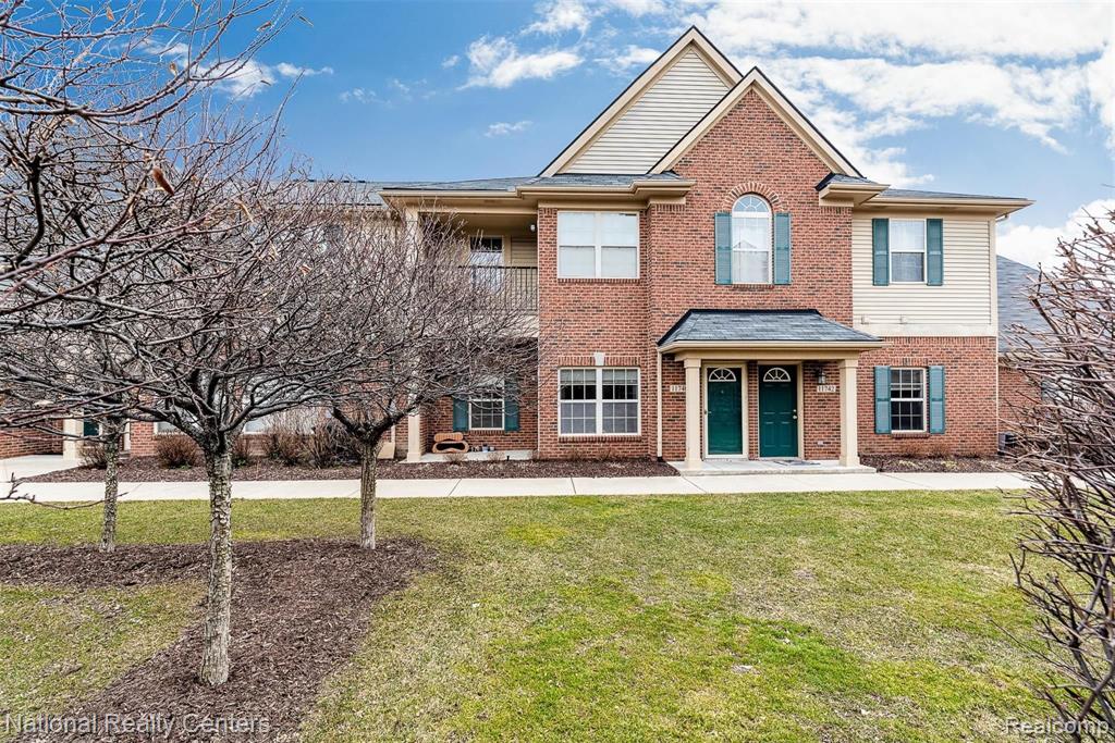 11740 Farmington Road Livonia, MI 48150 - Photo 2 of 31