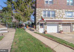 713 Ripley Street Philadelphia, PA 19111 - Photo 3 of 25 Great cul de sac block
