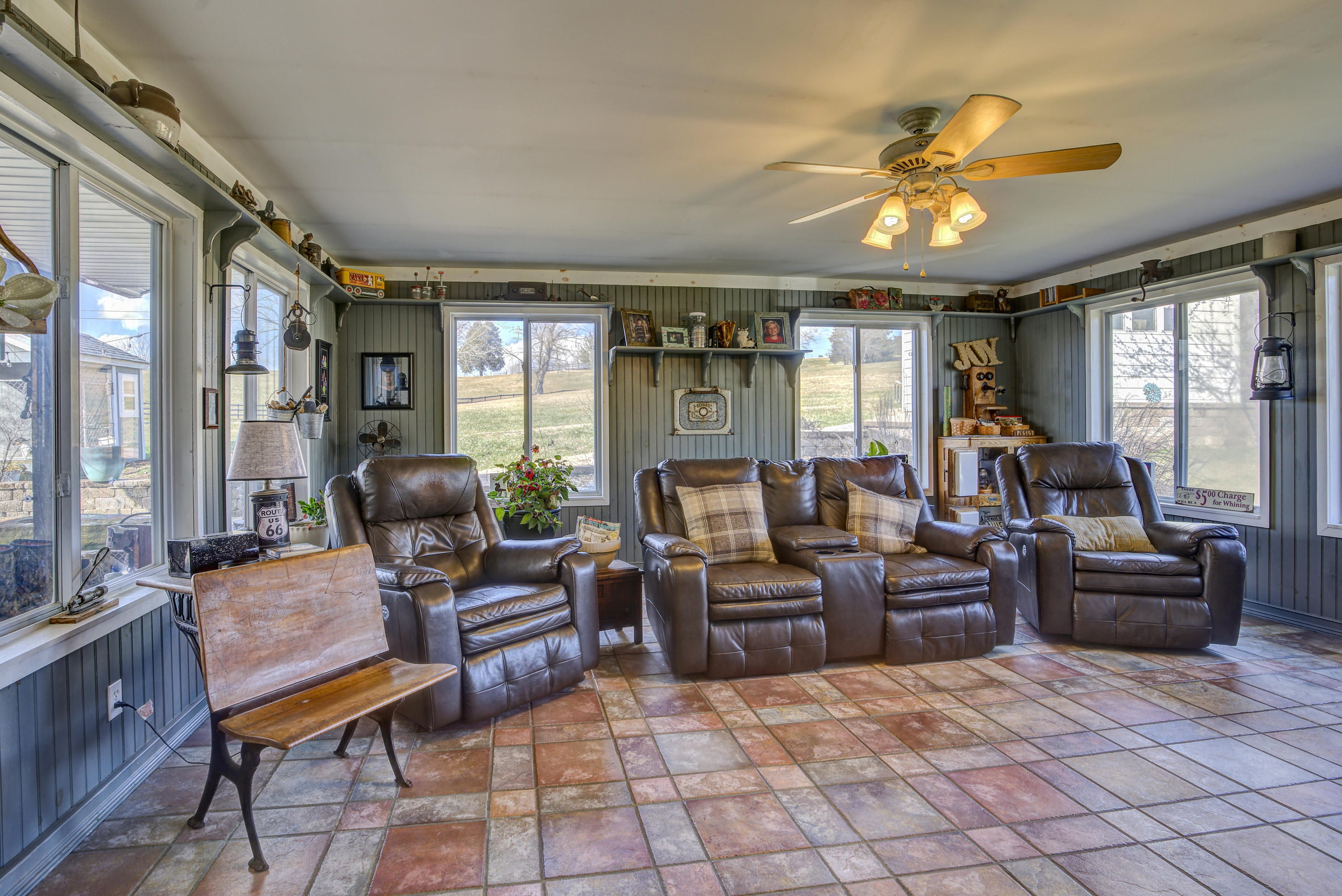 3220 Knob Creek Road Gray, TN 37615 - Photo 18 of 64 Sunroom2