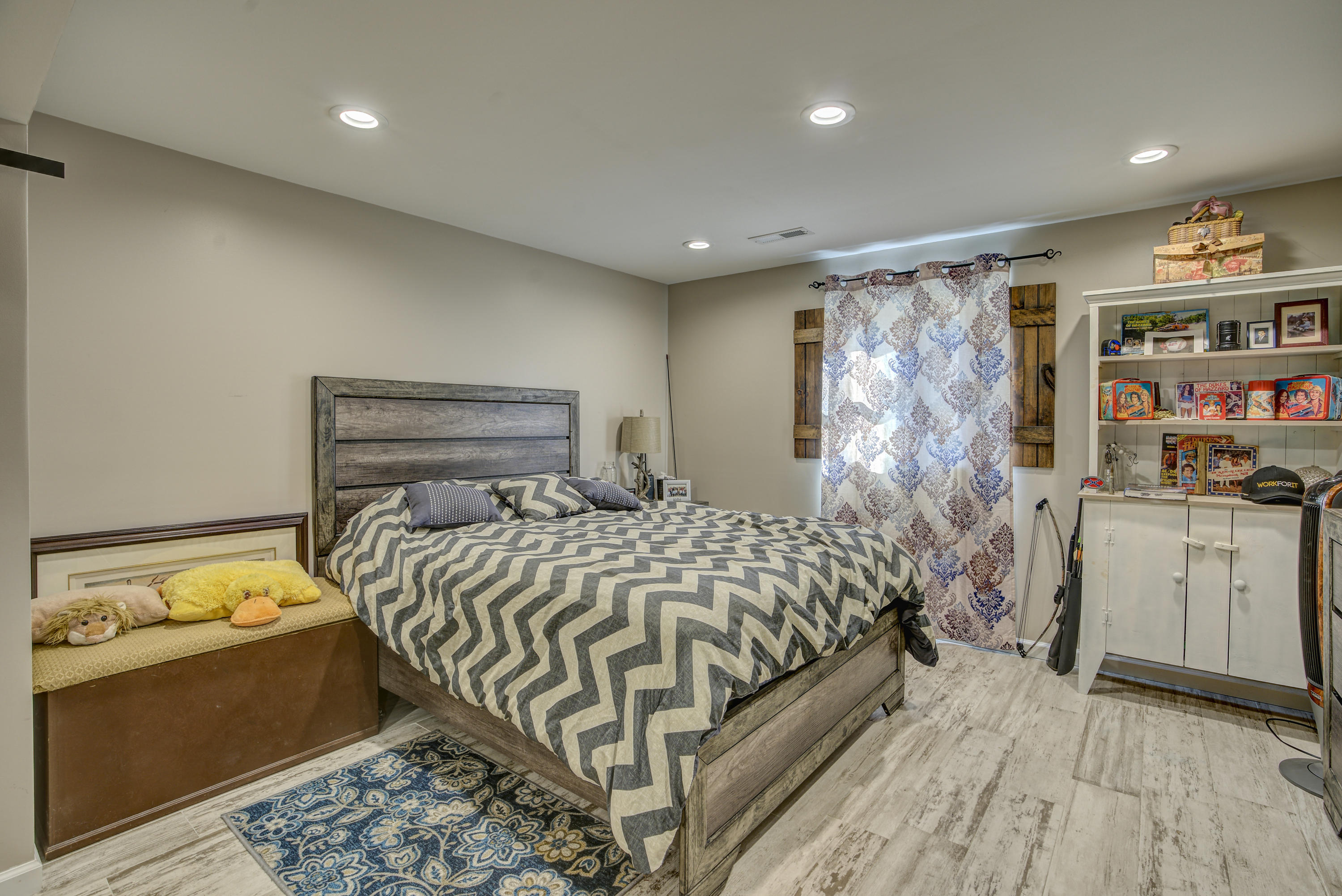 3220 Knob Creek Road Gray, TN 37615 - Photo 38 of 64 Downstairs 4th BR