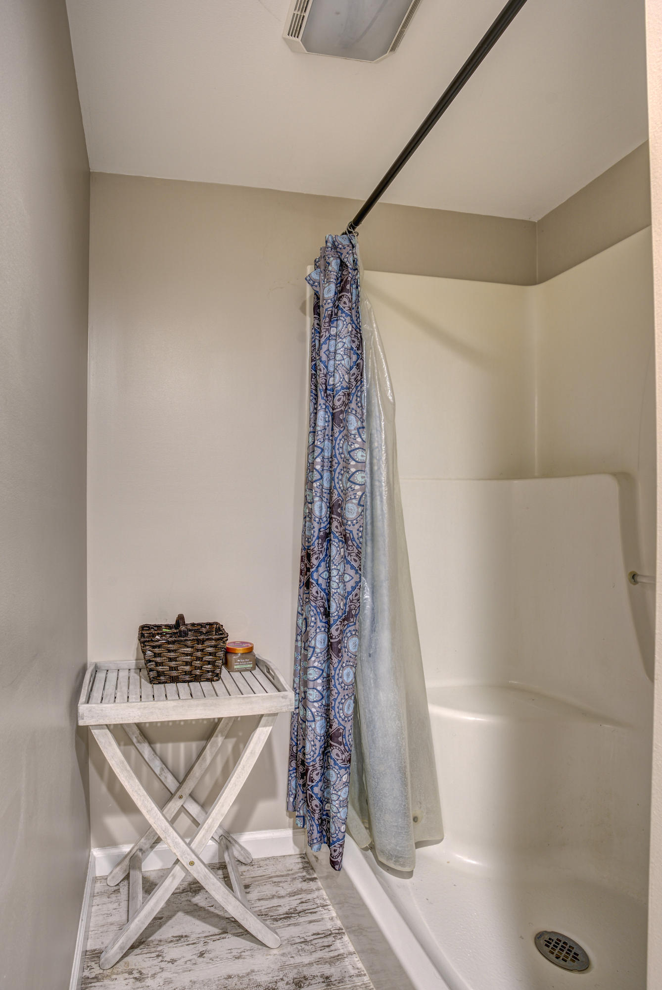 3220 Knob Creek Road Gray, TN 37615 - Photo 42 of 64 Downstairs 3rd bath