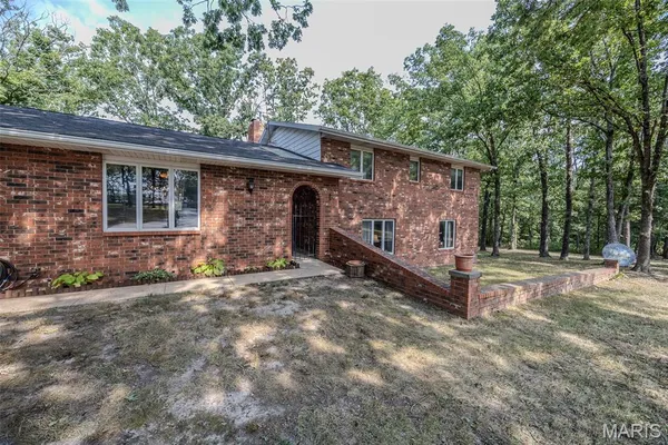 $650,000 | 14675 Edison Road, Lebanon, MO 65536