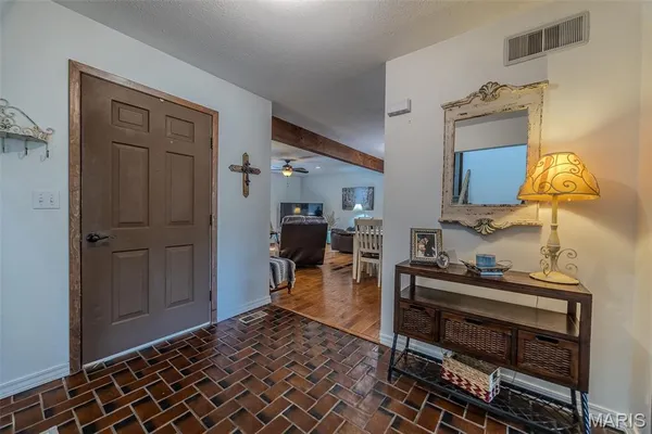 $650,000 | 14675 Edison Road, Lebanon, MO 65536