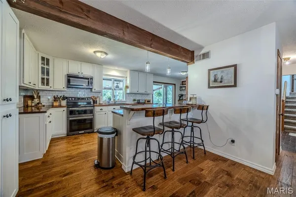 $650,000 | 14675 Edison Road, Lebanon, MO 65536