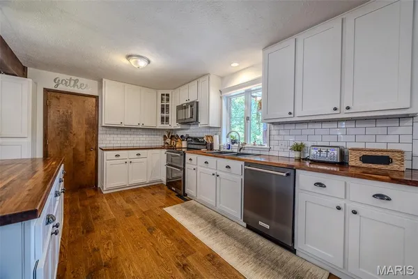 $650,000 | 14675 Edison Road, Lebanon, MO 65536