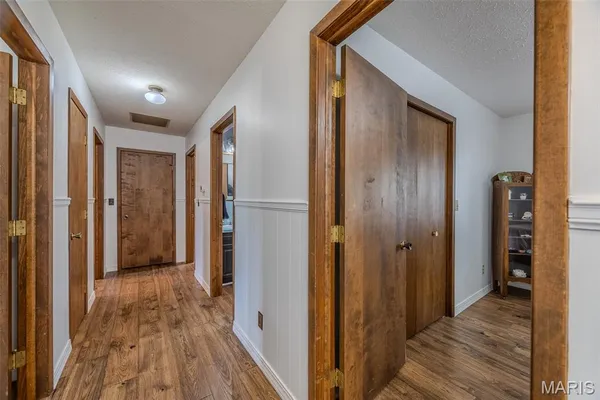 $650,000 | 14675 Edison Road, Lebanon, MO 65536