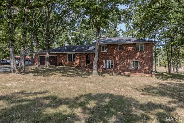 $650,000 | 14675 Edison Road, Lebanon, MO 65536