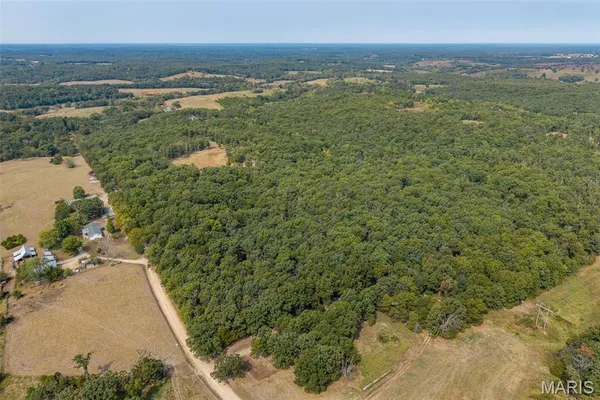 $650,000 | 14675 Edison Road, Lebanon, MO 65536