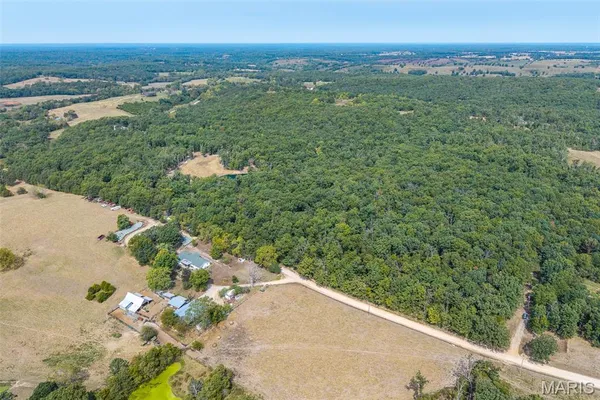 $650,000 | 14675 Edison Road, Lebanon, MO 65536