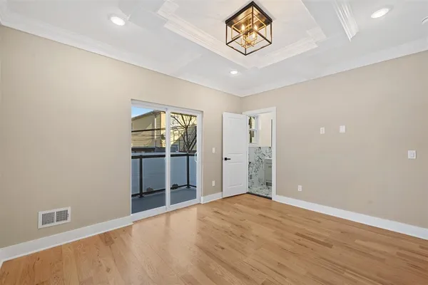 $2,195,000 | 32 Zabriskie Street, Jersey City, NJ 07307