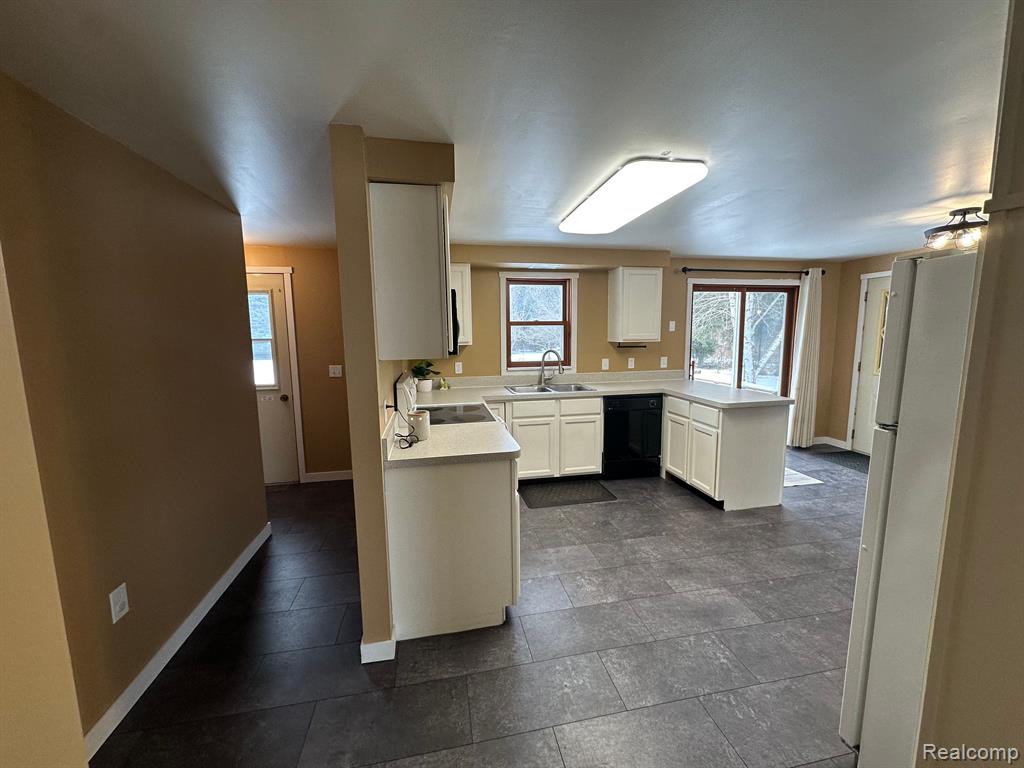 4629 Clark Road Harrisville, MI 48740 - Photo 6 of 41