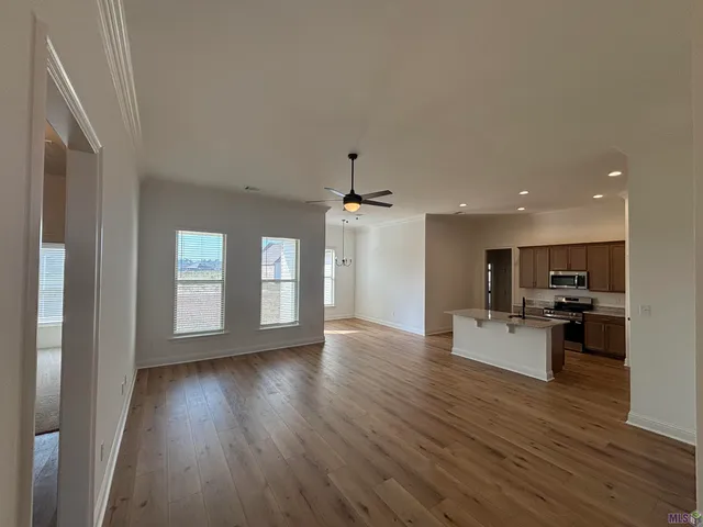 $2,100 | 23209 Kudu Trl Drive, Denham Springs, LA 70726