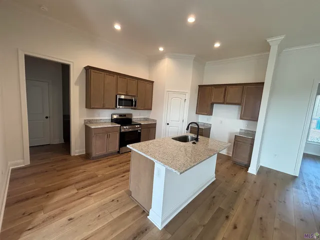 $2,100 | 23209 Kudu Trl Drive, Denham Springs, LA 70726