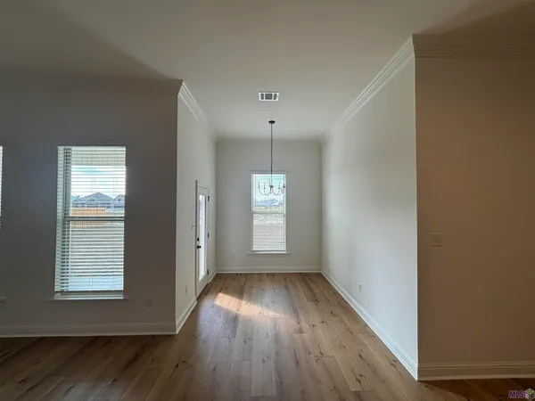 $2,100 | 23209 Kudu Trl Drive, Denham Springs, LA 70726