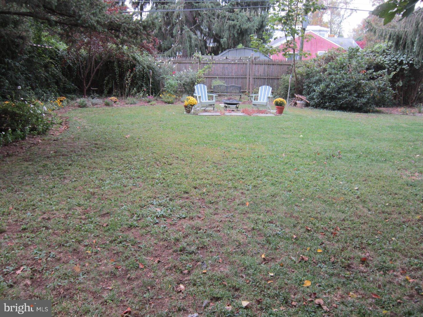 360 Valley View Road Springfield, PA 19064 - Photo 17 of 20 Back Yard
