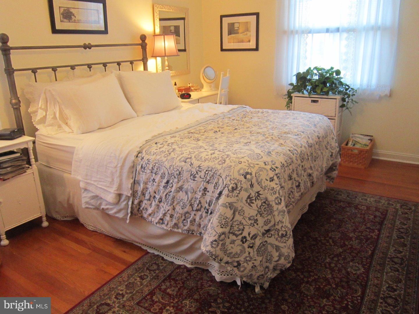360 Valley View Road Springfield, PA 19064 - Photo 10 of 20 Bedroom - Main