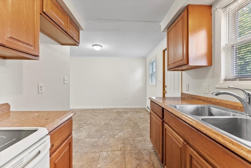 264-266 King Street Springfield, MA 01109 - Photo 17 of 39 Gallery Image 17