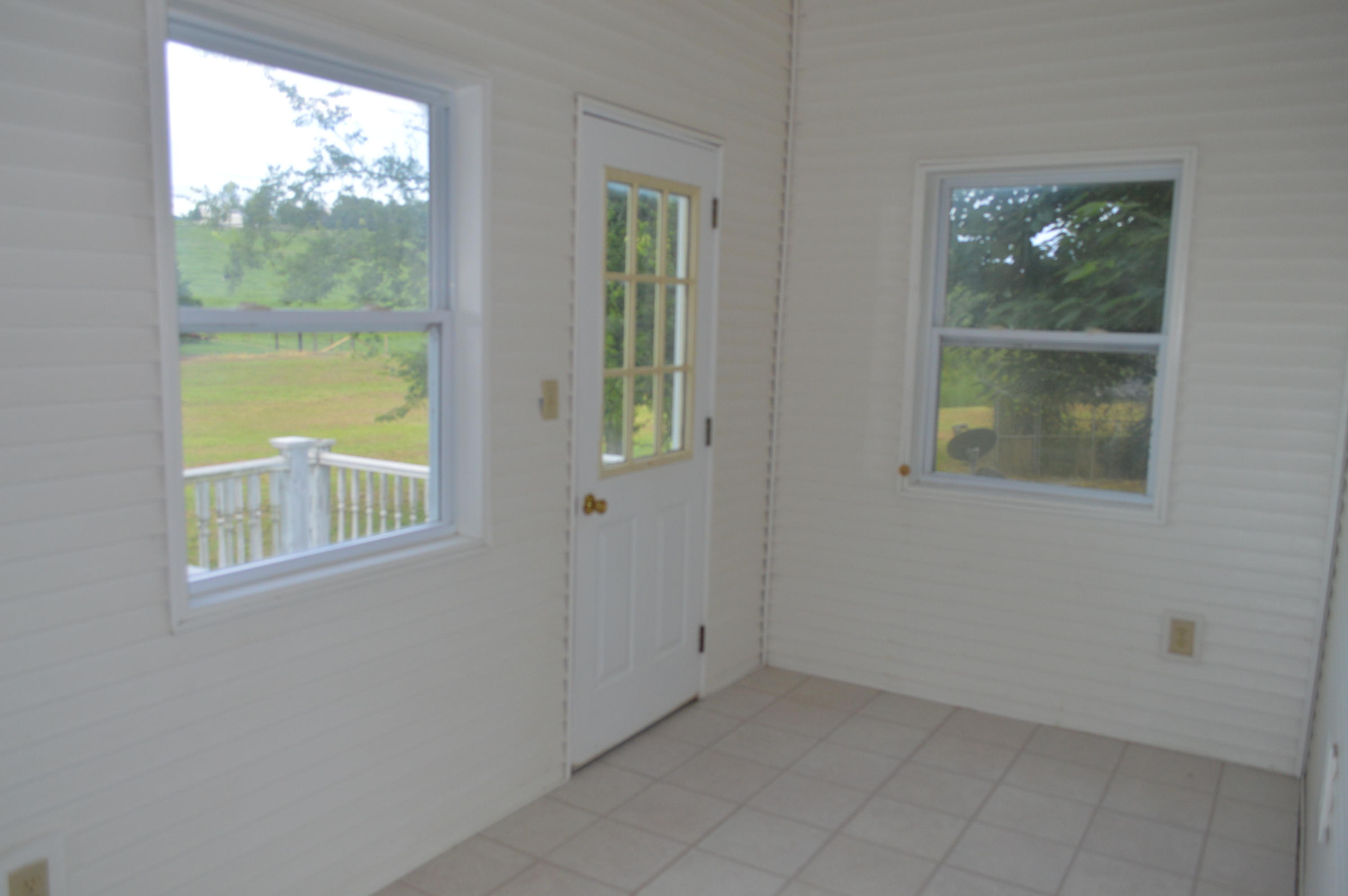 48 Putnam Road Pikeville, TN 37367 - Photo 15 of 18 DSC_0028