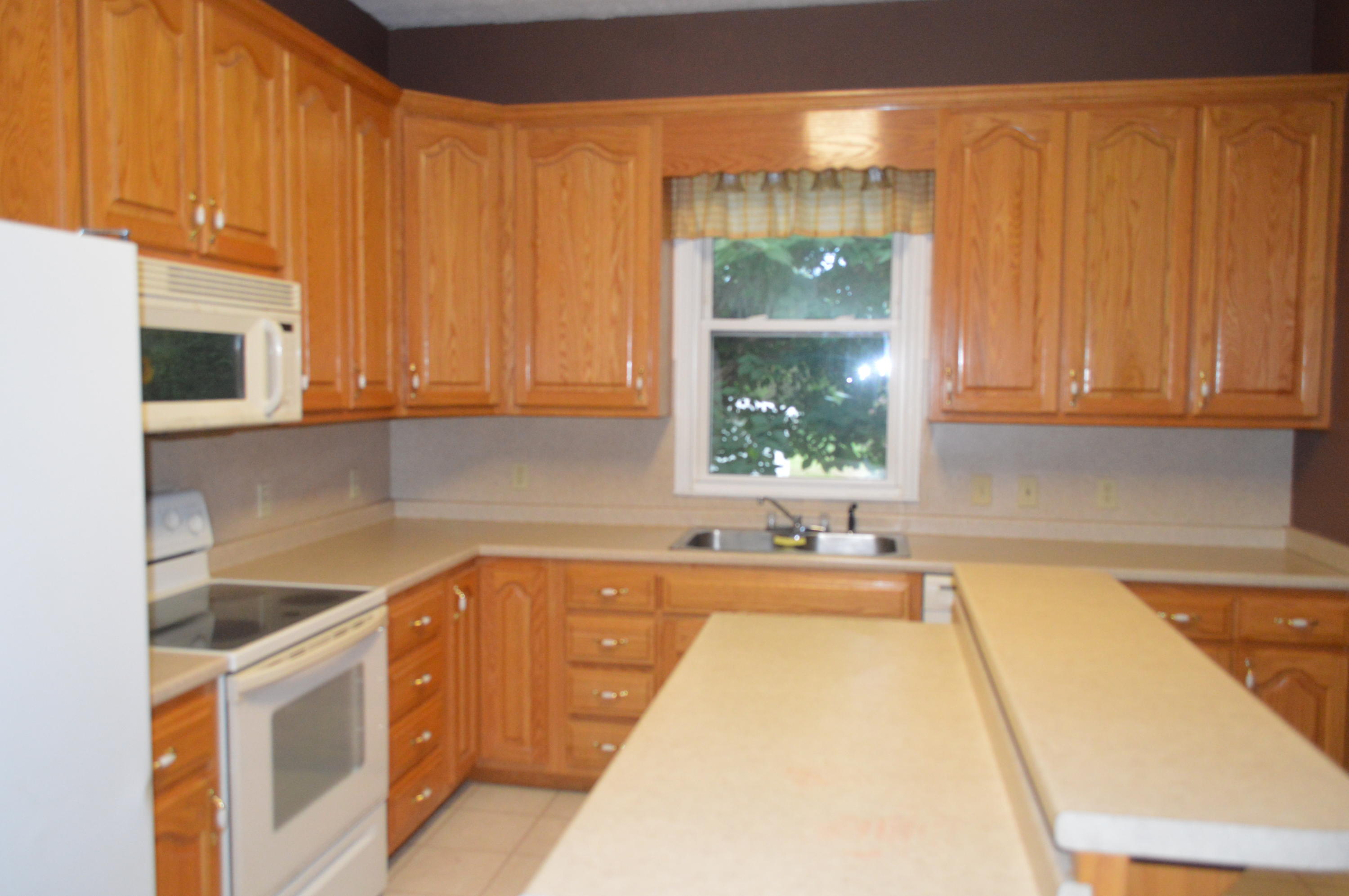 48 Putnam Road Pikeville, TN 37367 - Photo 3 of 18 DSC_0026