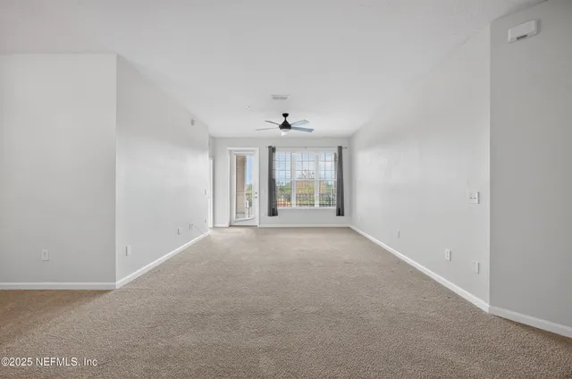 $1,750 | 11251 Campfield Drive, Unit 2305, Jacksonville, FL 32256